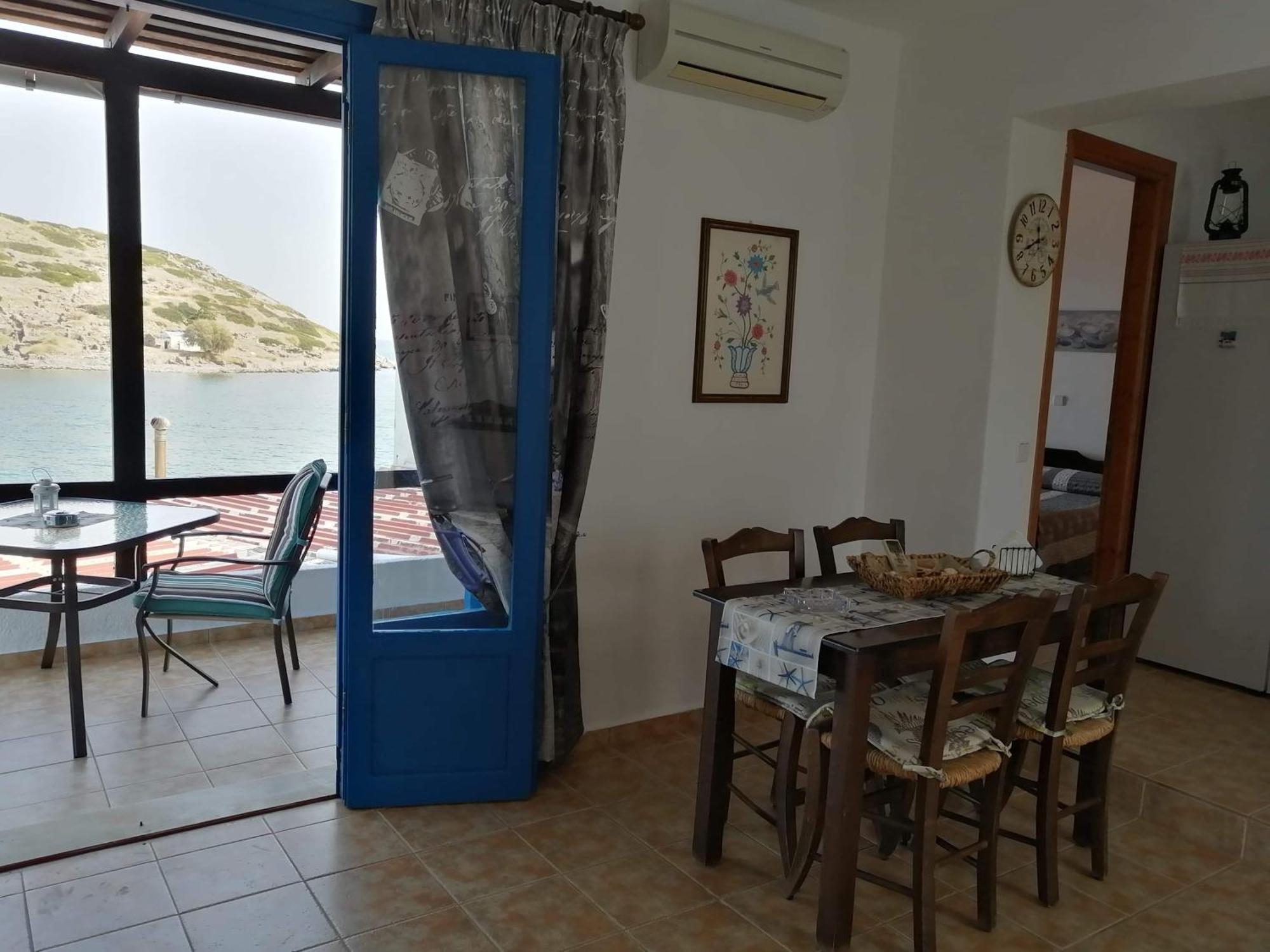 On The Sea Despoina Apartment At Mochlos Creta Bagian luar foto