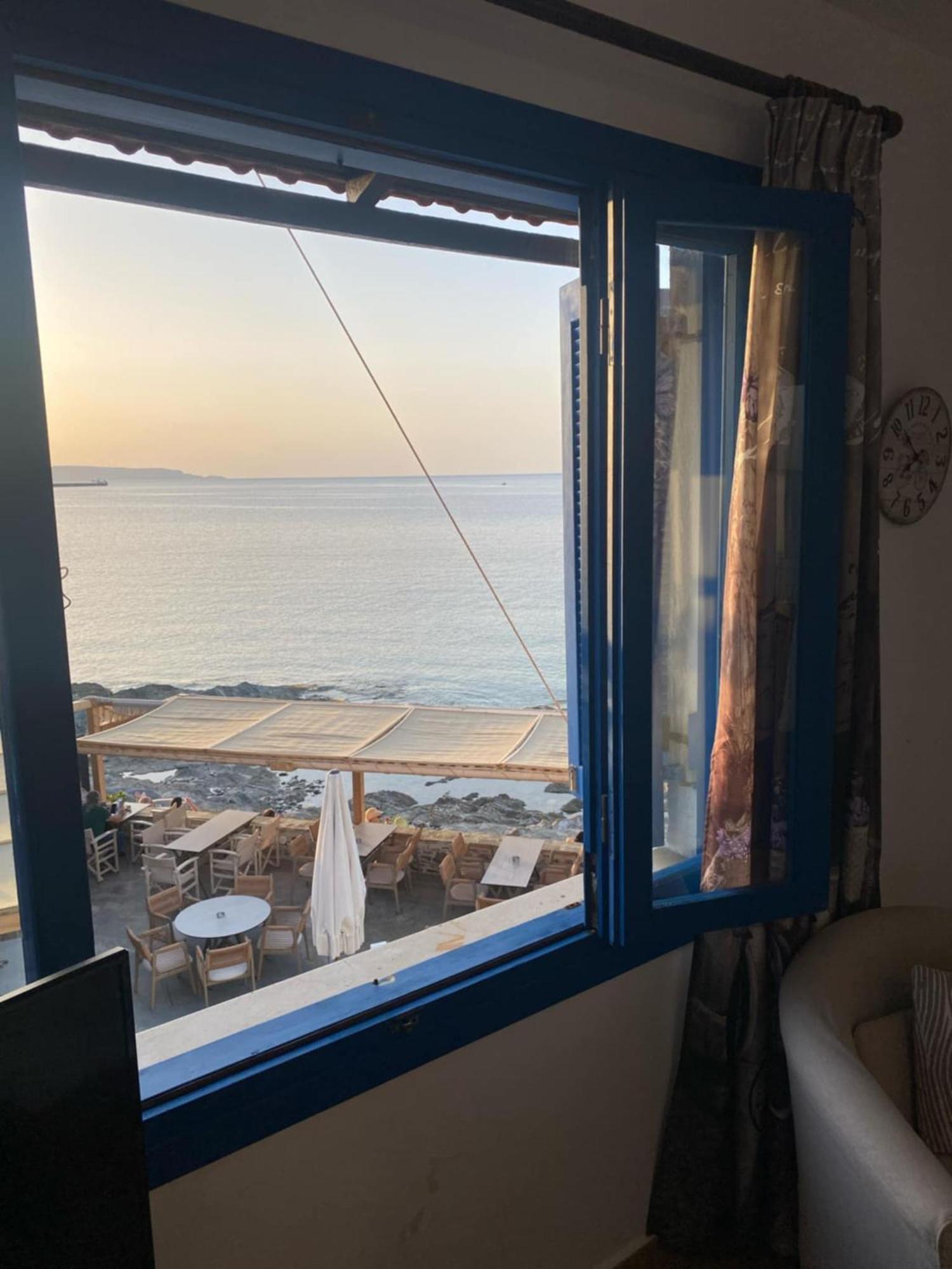 On The Sea Despoina Apartment At Mochlos Creta Bagian luar foto