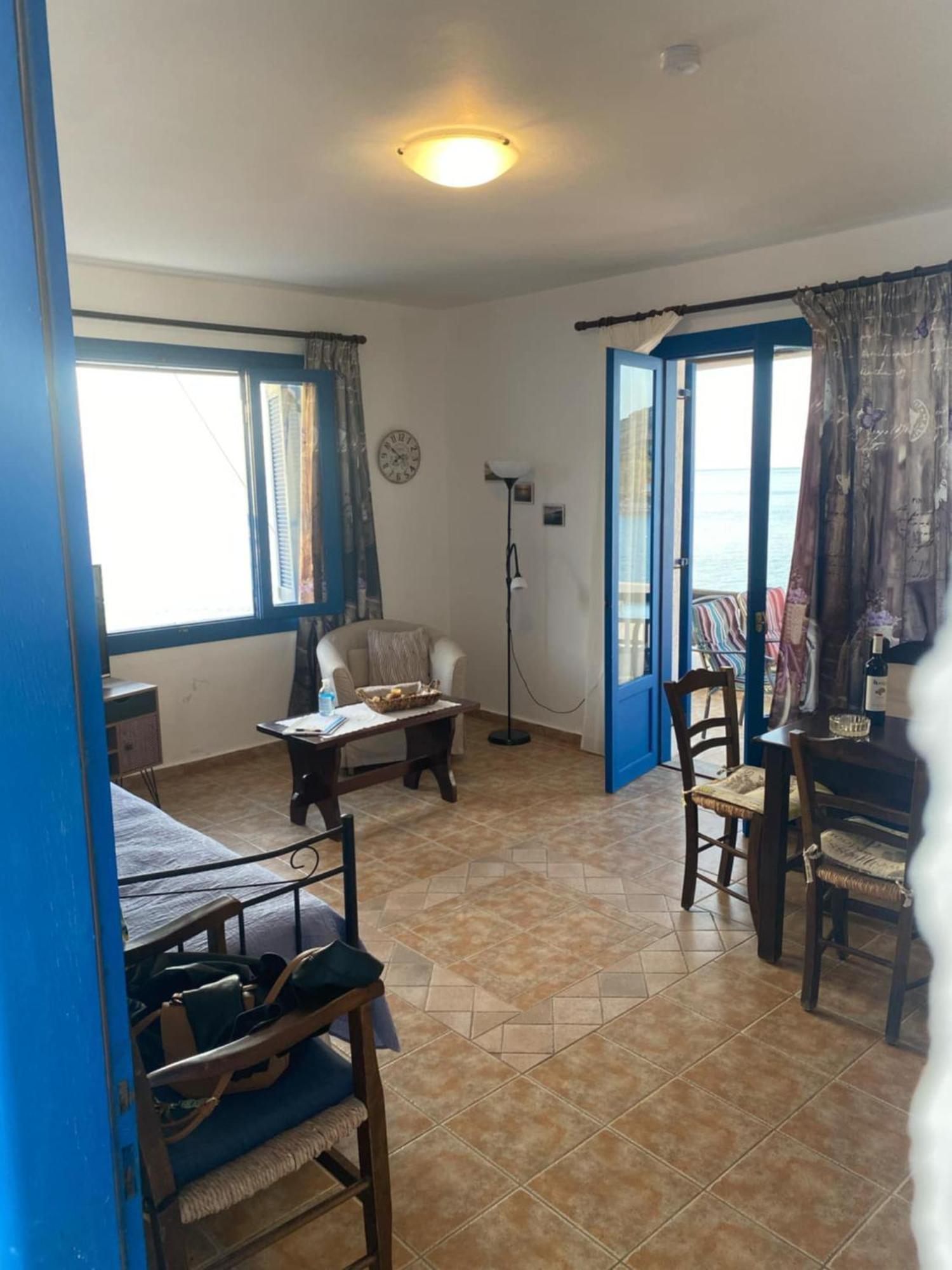 On The Sea Despoina Apartment At Mochlos Creta Bagian luar foto