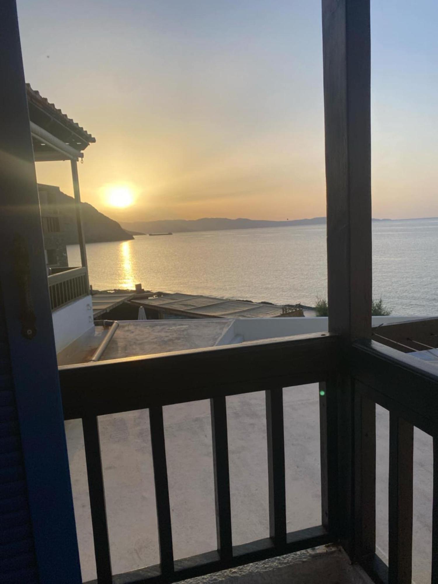 On The Sea Despoina Apartment At Mochlos Creta Bagian luar foto